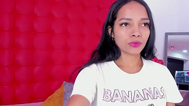 Snapshot of Daliana_Beck chatting on November 21, 2025, 8:52 pm Daliana Beck online show from November 21, 2025, 8:52 pm