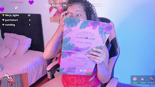 Kenia tompson01 online show from October 25, 2025, 8:46 am