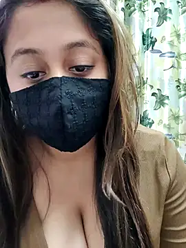 Natasha-143 online show from November 12, 2025, 7:18 pm