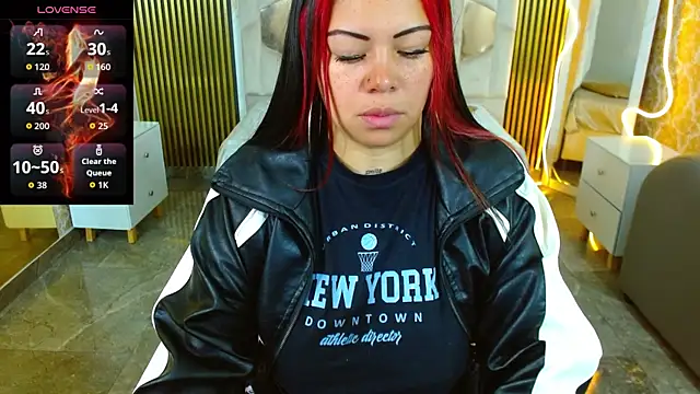 Snapshot of martinna_tay chatting on September 24, 2025, 3:24 am martinna tay online show from September 24, 2025, 3:24 am