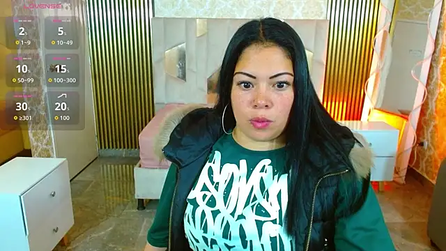 Snapshot of martinna_tay chatting on November 27, 2025, 3:29 am martinna tay online show from November 27, 2025, 3:29 am