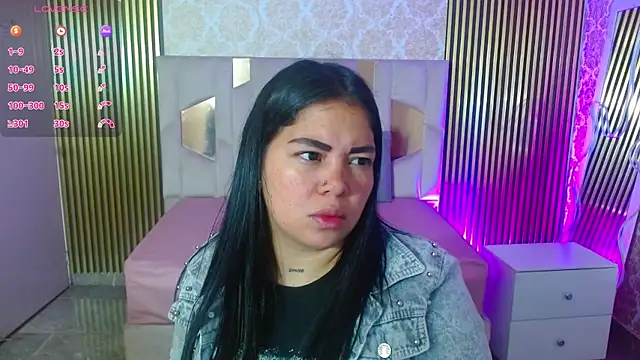 Snapshot of martinna_tay chatting on June 21, 2026, 3:12 am martinna tay online show from June 21, 2026, 3:12 am