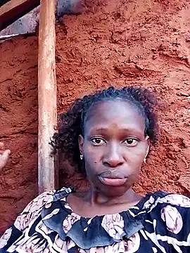 LOVELY-2BERRY online show from October 28, 2025, 5:08 am