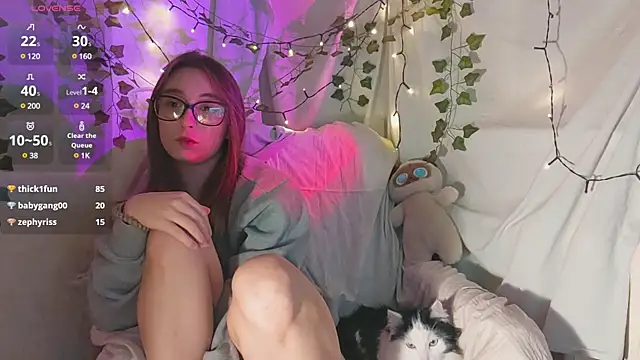 Snapshot of monlight__dana chatting on December 3, 2024, 4:55 pm monlight  dana online show from December 3, 2024, 4:55 pm