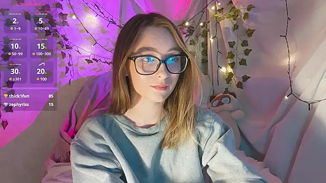 Snapshot of monlight__dana chatting on December 3, 2024, 1:49 pm monlight  dana online show from December 3, 2024, 1:49 pm