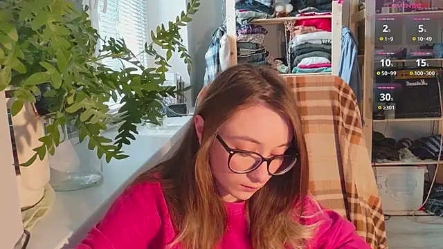 Snapshot of monlight__dana chatting on February 18, 2025, 11:11 am monlight  dana online show from February 18, 2025, 11:11 am