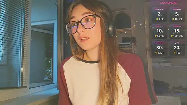 Snapshot of monlight__dana chatting on September 21, 2025, 4:34 pm monlight  dana online show from September 21, 2025, 4:34 pm