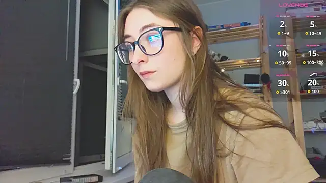 Snapshot of monlight__dana chatting on October 2, 2025, 8:23 pm monlight  dana online show from October 2, 2025, 8:23 pm