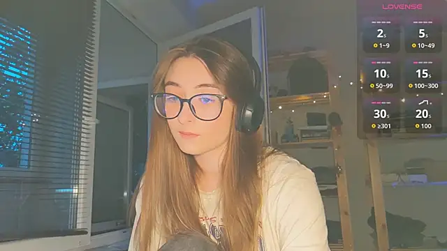 Snapshot of monlight__dana chatting on September 14, 2025, 5:02 pm monlight  dana online show from September 14, 2025, 5:02 pm