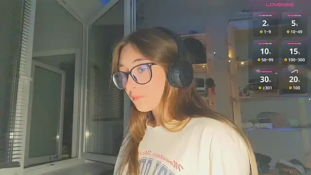 Snapshot of monlight__dana chatting on September 12, 2025, 7:02 pm monlight  dana online show from September 12, 2025, 7:02 pm