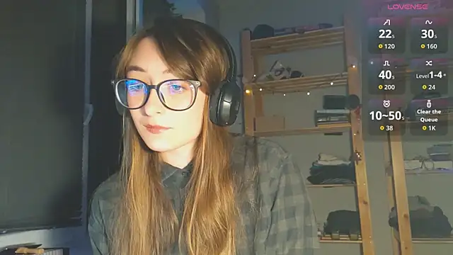 Snapshot of monlight__dana chatting on October 4, 2025, 8:43 pm monlight  dana online show from October 4, 2025, 8:43 pm