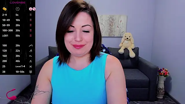 Snapshot of Emily_Midlton chatting on October 28, 2025, 7:29 am Emily Midlton online show from October 28, 2025, 7:29 am