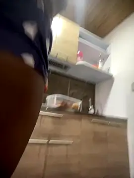 Snapshot of Berry_Bans chatting on October 22, 2025, 6:51 pm Berry Bans online show from October 22, 2025, 6:51 pm