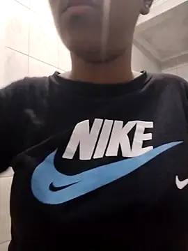 Snapshot of -_Anny_- chatting on October 24, 2025, 10:42 pm - Anny - online show from October 24, 2025, 10:42 pm