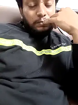 Snapshot of indianhotche chatting on November 7, 2025, 8:02 pm indianhotche online show from November 7, 2025, 8:02 pm