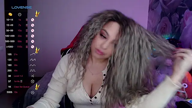  Just a queen 3 online show from February 4, 2025, 10:10 am