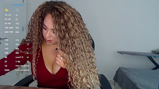  Just a queen 3 online show from February 26, 2026, 10:15 am