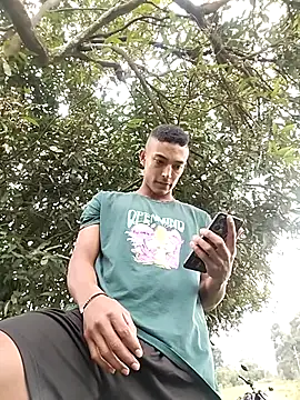 Snapshot of Demiansteven2 chatting on November 27, 2025, 5:35 pm Demiansteven2 online show from November 27, 2025, 5:35 pm