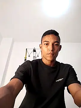 Snapshot of Demiansteven2 chatting on December 3, 2025, 3:44 pm Demiansteven2 online show from December 3, 2025, 3:44 pm