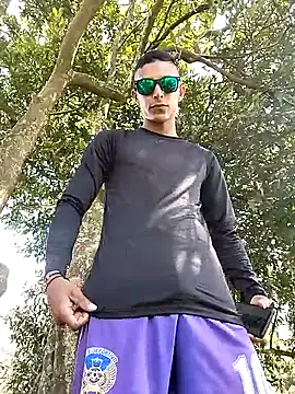 Snapshot of Demiansteven2 chatting on November 18, 2025, 6:00 pm Demiansteven2 online show from November 18, 2025, 6:00 pm