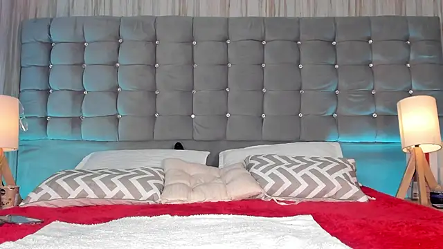 Poacahontasfg online show from November 10, 2025, 3:55 am