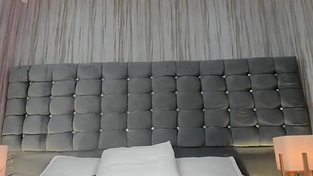 Poacahontasfg online show from November 27, 2025, 4:02 am