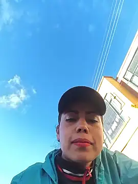  andrea30 online show from May 28, 2026, 12:00 pm