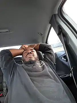 Snapshot of MRHANDSOME3800 chatting on December 18, 2025, 8:01 pm MRHANDSOME3800 online show from December 18, 2025, 8:01 pm