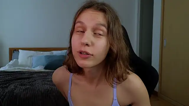 VanessaBayer2 online show from March 17, 2025, 3:36 am