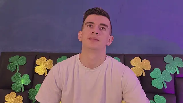 MikaelSlow online show from March 15, 2026, 3:46 am