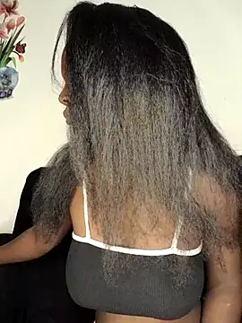 Snapshot of Melanin_babygal chatting on December 5, 2025, 5:22 pm Melanin babygal online show from December 5, 2025, 5:22 pm