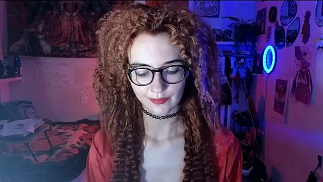 Snapshot of TatianaRomanov chatting on April 12, 2026, 7:50 pm TatianaRomanov online show from April 12, 2026, 7:50 pm