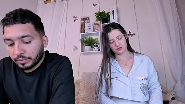 Snapshot of Idara_and_Edahi01 chatting on March 21, 2025, 3:22 am Idara and Edahi01 online show from March 21, 2025, 3:22 am