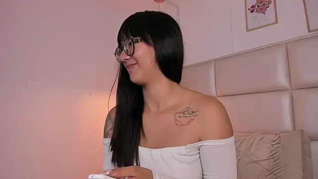 Aily Yozuko online show from March 20, 2025, 7:03 am