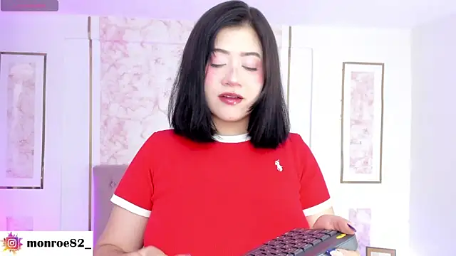 Snapshot of GENNESIS_LOVE chatting on May 24, 2026, 12:54 am GENNESIS LOVE online show from May 24, 2026, 12:54 am