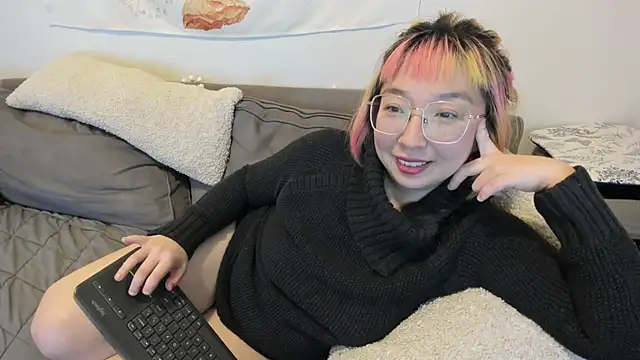 luxgray online show from December 14, 2024, 1:27 am