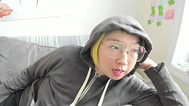 luxgray online show from March 30, 2026, 8:10 pm