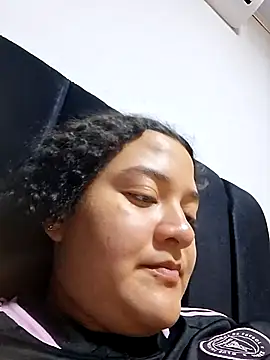 Liancy online show from February 19, 2026, 11:01 pm