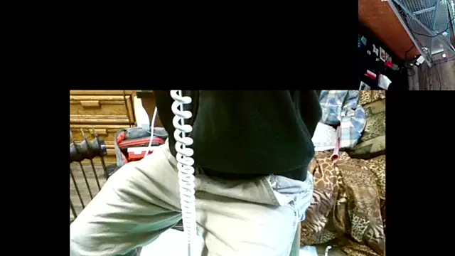 tongueispowerr6d9 online show from January 9, 2025, 1:45 pm