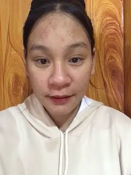 Chiecum online show from December 12, 2024, 5:52 am