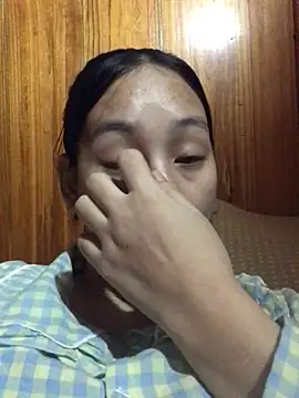 Chiecum online show from February 26, 2025, 1:54 pm