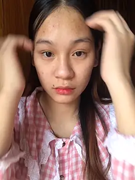 Chiecum online show from February 23, 2025, 7:33 am