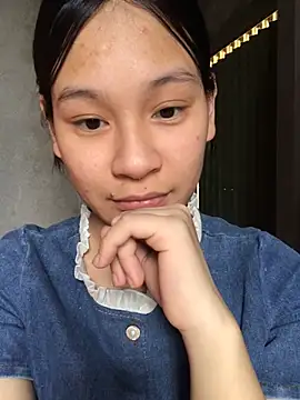 Chiecum online show from March 12, 2025, 8:08 am