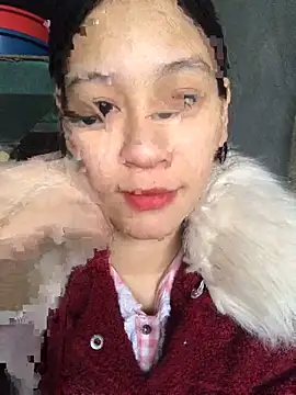 Chiecum online show from March 18, 2025, 2:18 am