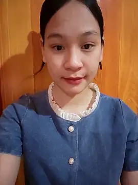 Chiecum online show from March 22, 2025, 2:37 am