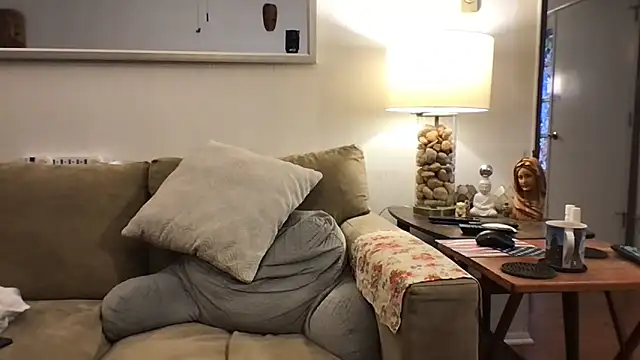 Snapshot of Rock_Pierce chatting on November 6, 2025, 7:40 pm Rock Pierce online show from November 6, 2025, 7:40 pm