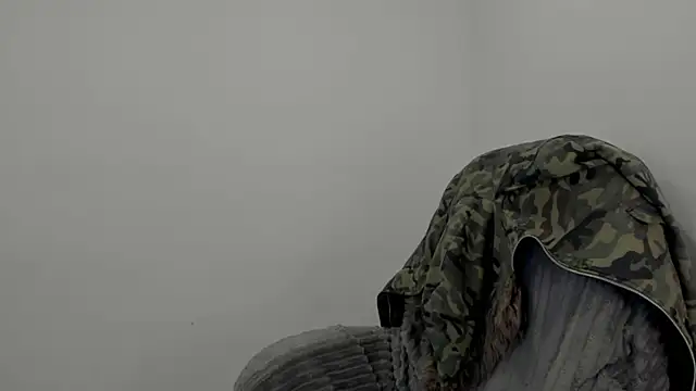 Snapshot of Im_coco chatting on November 8, 2025, 11:47 am Im coco online show from November 8, 2025, 11:47 am