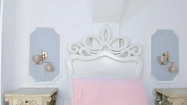 Roma  love online show from November 15, 2025, 12:20 pm