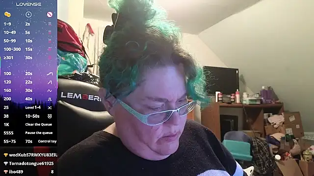 Snapshot of EmberCum chatting on October 29, 2025, 12:20 am EmberCum online show from October 29, 2025, 12:20 am