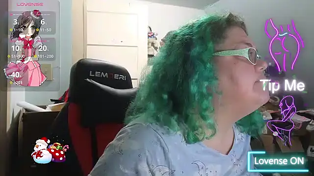 Snapshot of EmberCum chatting on November 2, 2025, 11:10 pm EmberCum online show from November 2, 2025, 11:10 pm